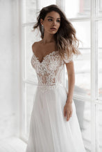 Heirloom Hourglass wedding gown Off the Shoulder V-Neck Boho Beach Wedding Dress