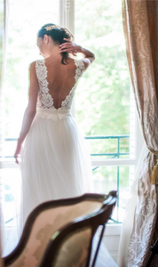 V-Neck Backless Lace and Tulle A-Line Bohemian Beach Wedding Dress