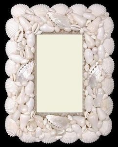 Heirloom Hourglass wedding accessories White Seashell Picture Frame